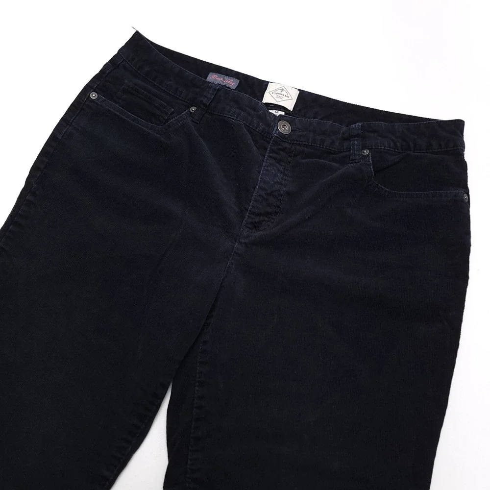 St Johns Bay Bootcut‎ Leg Corduroy Pants Women's 14 Black Chino Cords 34x28